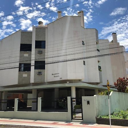 Apartamento A 100 Metros Da Praia Em Canasvieiras Florianopolis Exterior photo